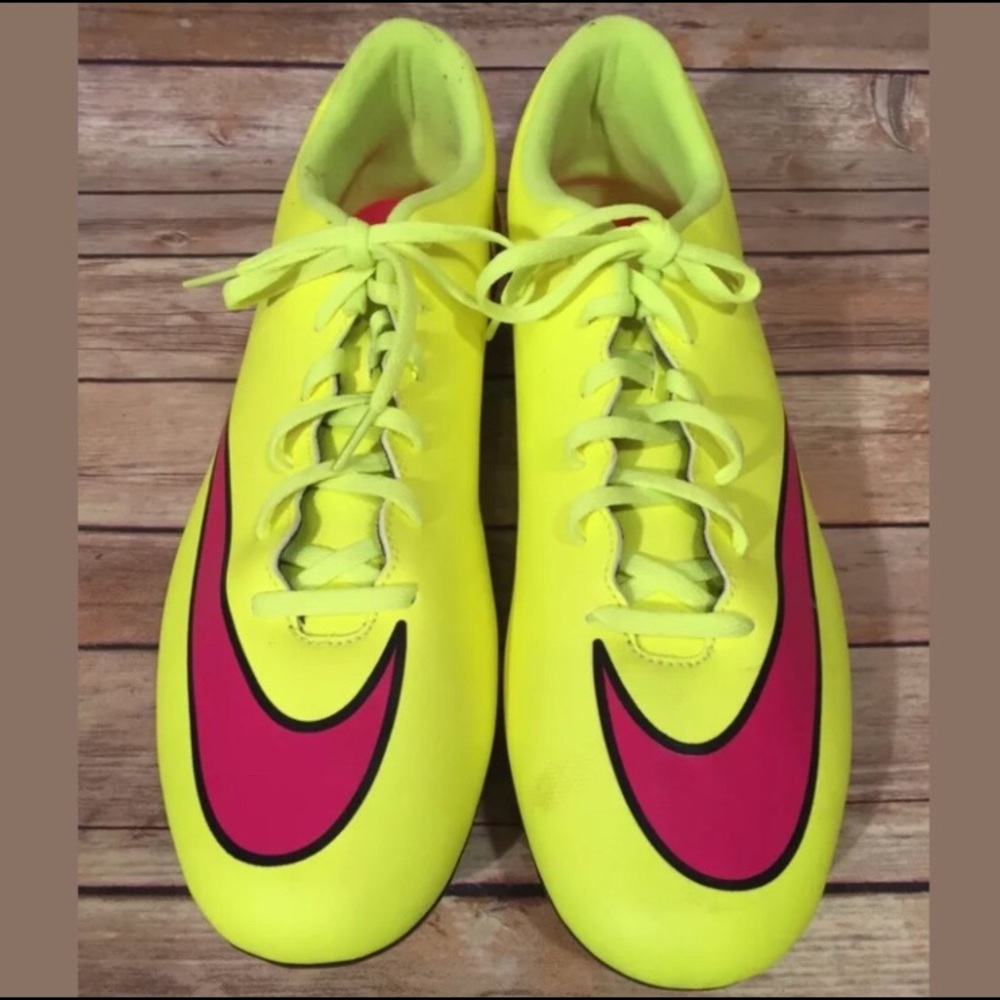 Nike indoor soccer sneakers